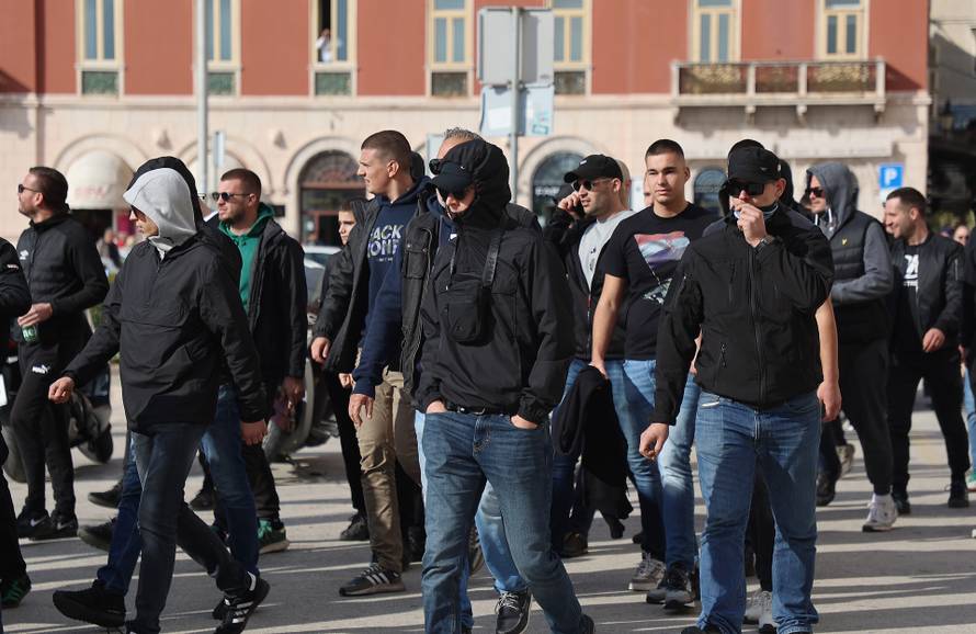 Split: Torcida na Rivi održala prosvjed