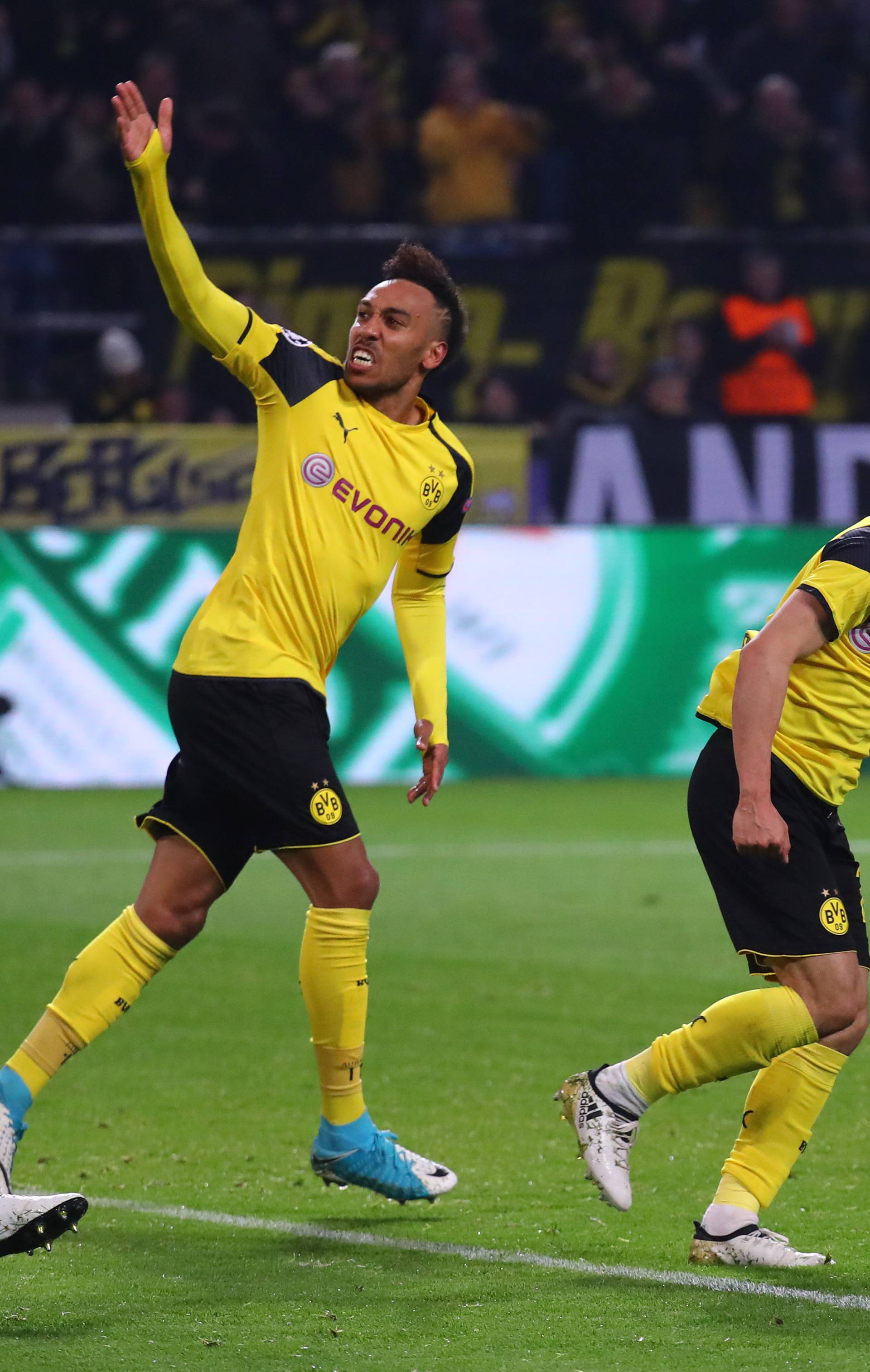 Borussia Dortmund's Pierre-Emerick Aubameyang and Shinji Kagawa celebrate after Ousmane Dembele scored their first goal