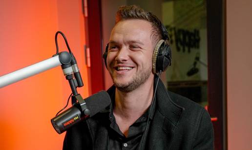 Mladi glazbenik otkrio koje mu je pravo ime, a evo i zašto je zahvalan popularnom Joli