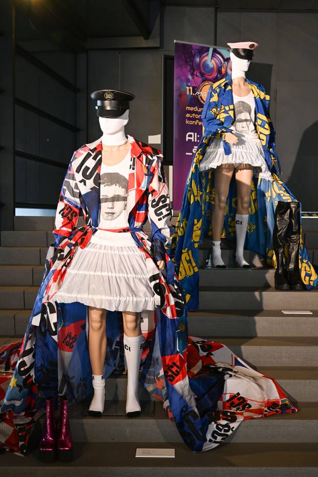 Zagreb: U predvorju MSU-a svečano otvorena izložba "MAMA ŠČ!"