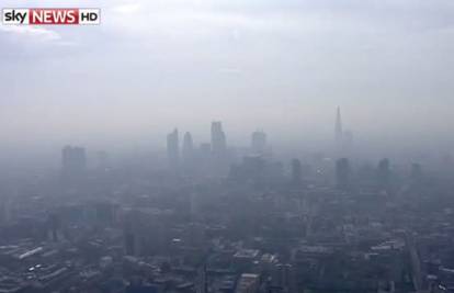 Astmatičari oprez: Saharska oluja nosi smog i 'krvavu kišu'