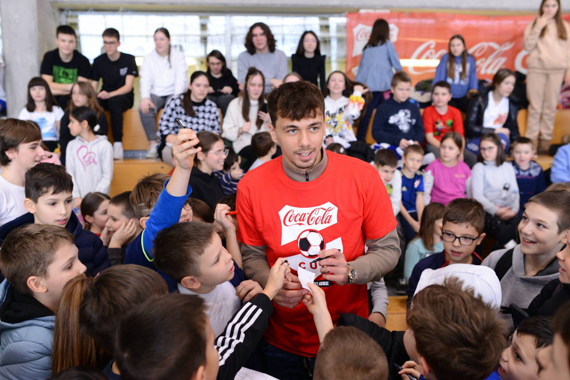 Tisuće djece diljem Hrvatske se bori za finale Sportskih igara mladih, pozdravio ih dinamovac