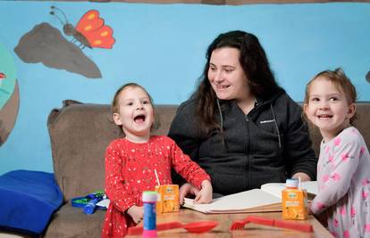 Kristina i Valentina bile su spojene prsnim košem: 'Davali su im 16 posto šanse za život'