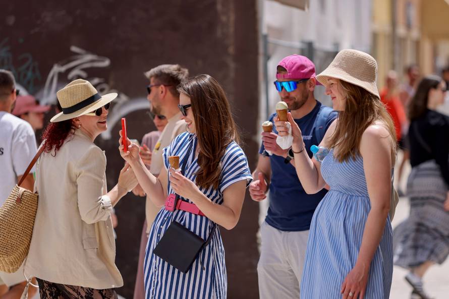 Zadar: Subotnje prijepodne u centru grada