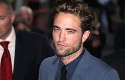 R. Pattinson: Osjećajan sam jer sam odrastao s curicama