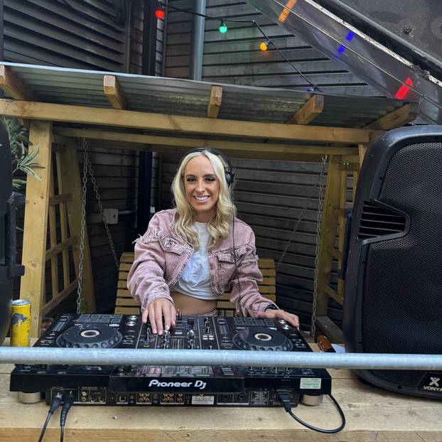 FOTO Medicinska sestra ovisna o ketaminu: Zbog droge mokrila 'žele', a spiskala 10 Mercedesa