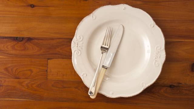 Dinner plate with cutlery