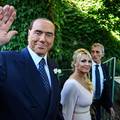 Ulovili Berlusconija (83) i novu curu (30): 'To je osveta bivšoj jer ljubi popularnu pjevačicu'