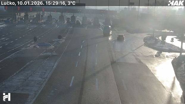 FOTO Pogledajte situaciju na autocestama: Snijeg još pada, stvara se poledica, ima i magle