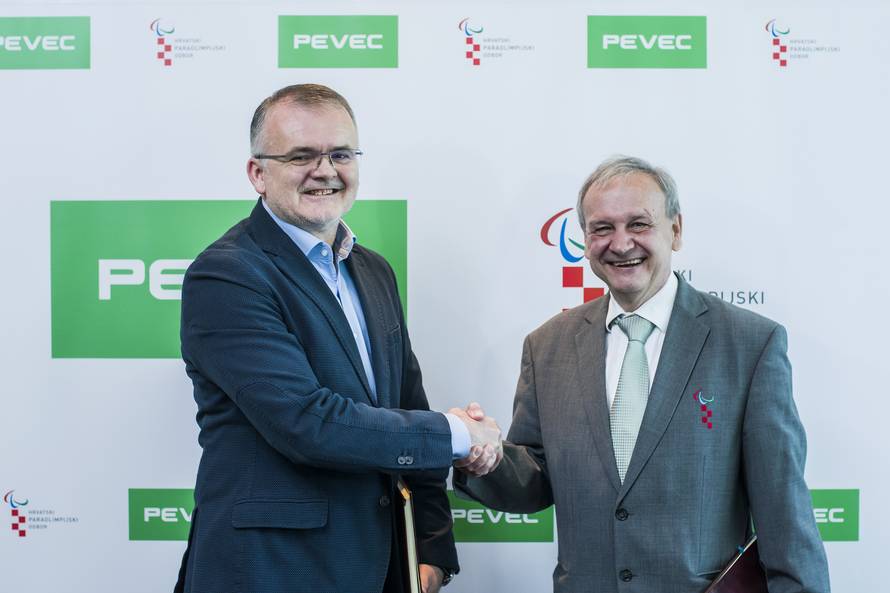Pevec generalnim sponzorstvom podržao HPO