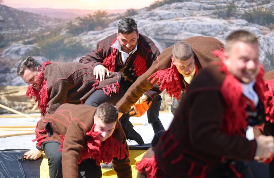 Katuni : Tradicionalni 25. Hrvatski festival žudija