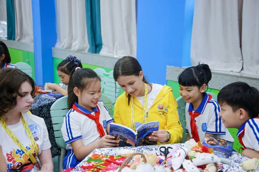 Samoborka (13) s kineskom dušom: Piše, slika, rastura kineski! 'Tako odmaram'