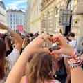 Simone je ostalo tek nekoliko tjedana života. Ima jednu želju, da ode na koncert Taylor Swift