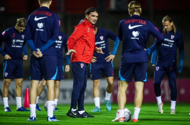 Zagreb: Trening nogometne reprezentacije na terenu Hitrec Kacijan