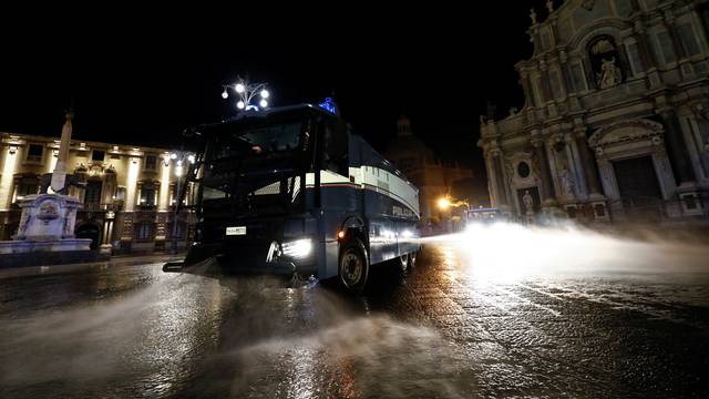 Vratile se volonterke iz Italije: 28 Hrvata sigurno stiglo kući