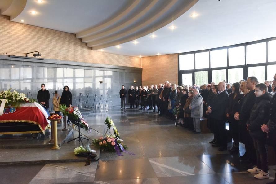 Uz pjesmu 'My Way' Franka Sinatre ispratili Božidara Alića
