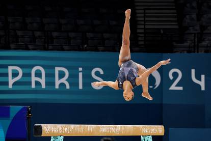 FOTO Gimnastičarke isprobale sprave uoči kvalifikacija. Jedna je posebno mamila uzdahe