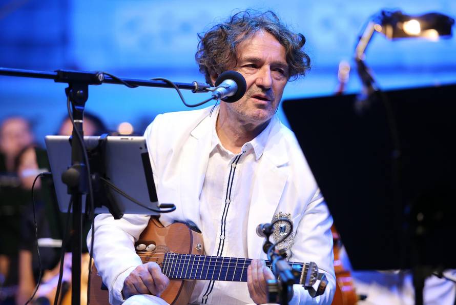 Goran Bregović morao otkazati koncerte zbog ozlijede ramena