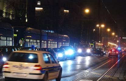 Zagreb: Motociklist se sudario s automobilom, umro u bolnici