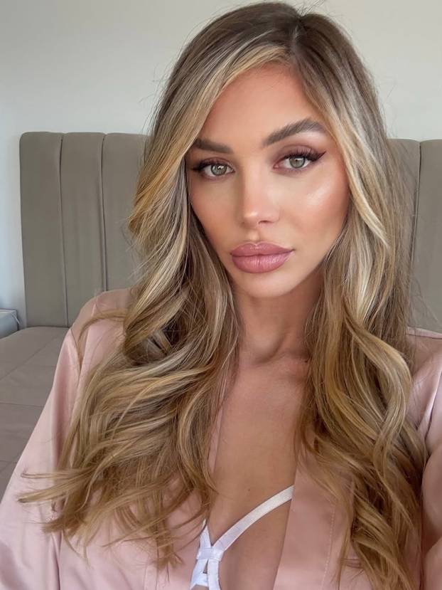 FOTO Atraktivna Argentinka nema u čemu se nije okušala: 'Volim učiti i uživati kod kuće...'