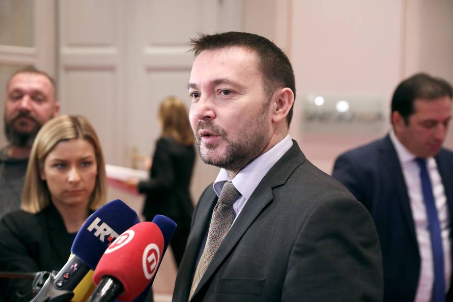 Zagreb: Arsen Bauk komentirao aktualna događanja