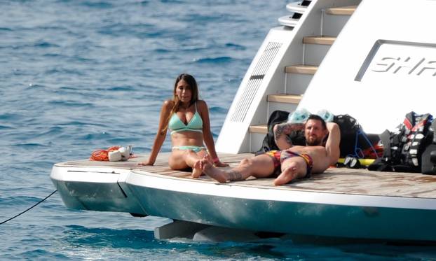 Lionel Messi and wife Antonela Roccuzzo spotted on a yacht in Ibiza