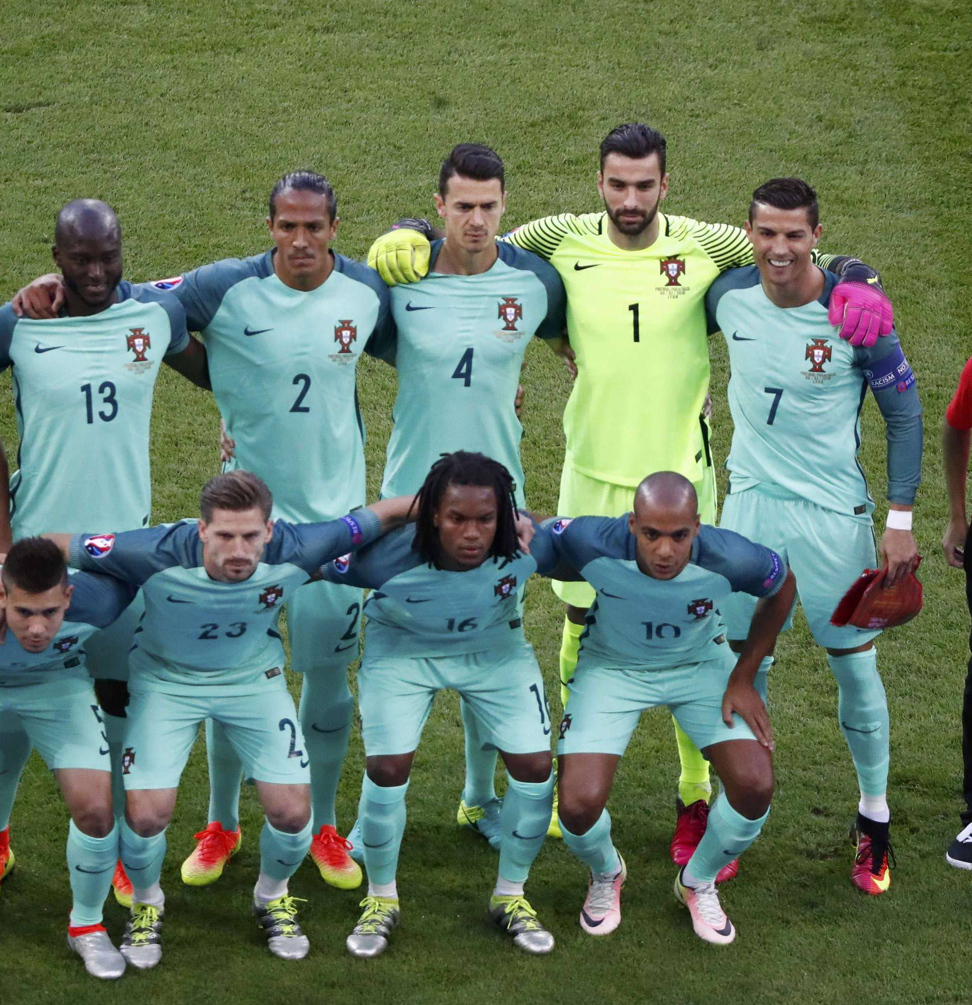 Portugual v Wales - EURO 2016 - Semi final