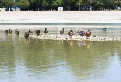 FOTO Kiše ni za lijek: Ovako danas izgleda jezero Bundek