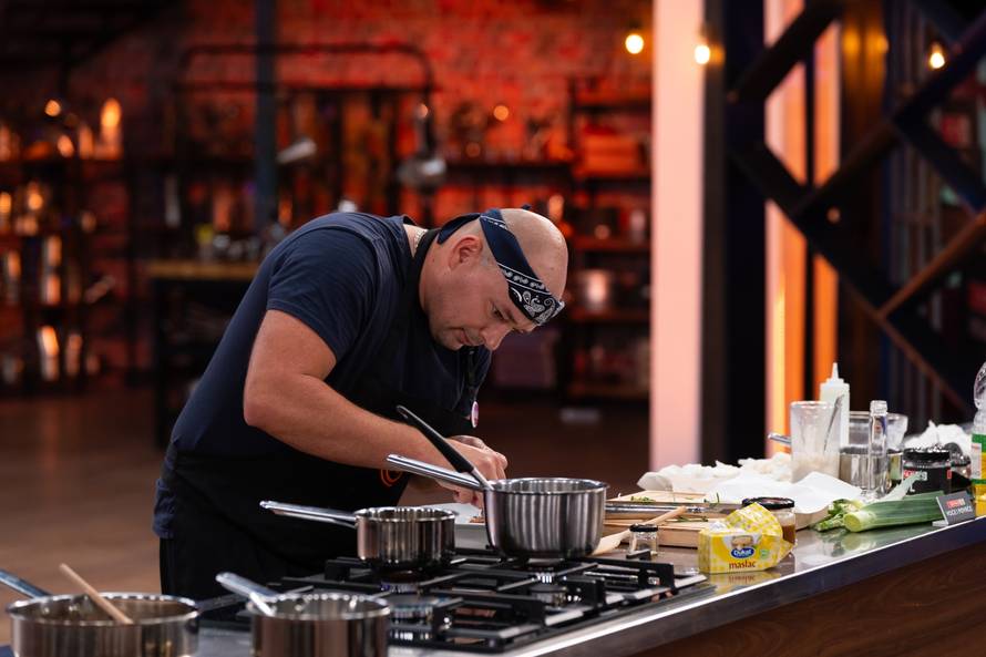 Veliki preokret u 'MasterChefu'! Iz zelenog tima ispala Ružica, a ušao Josip: 'Jedva dišem...'