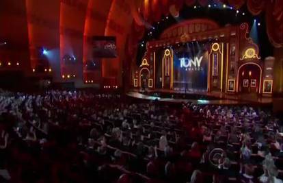 Dodijeljene nagrade Tony: H. Jackman briljirao kao voditelj