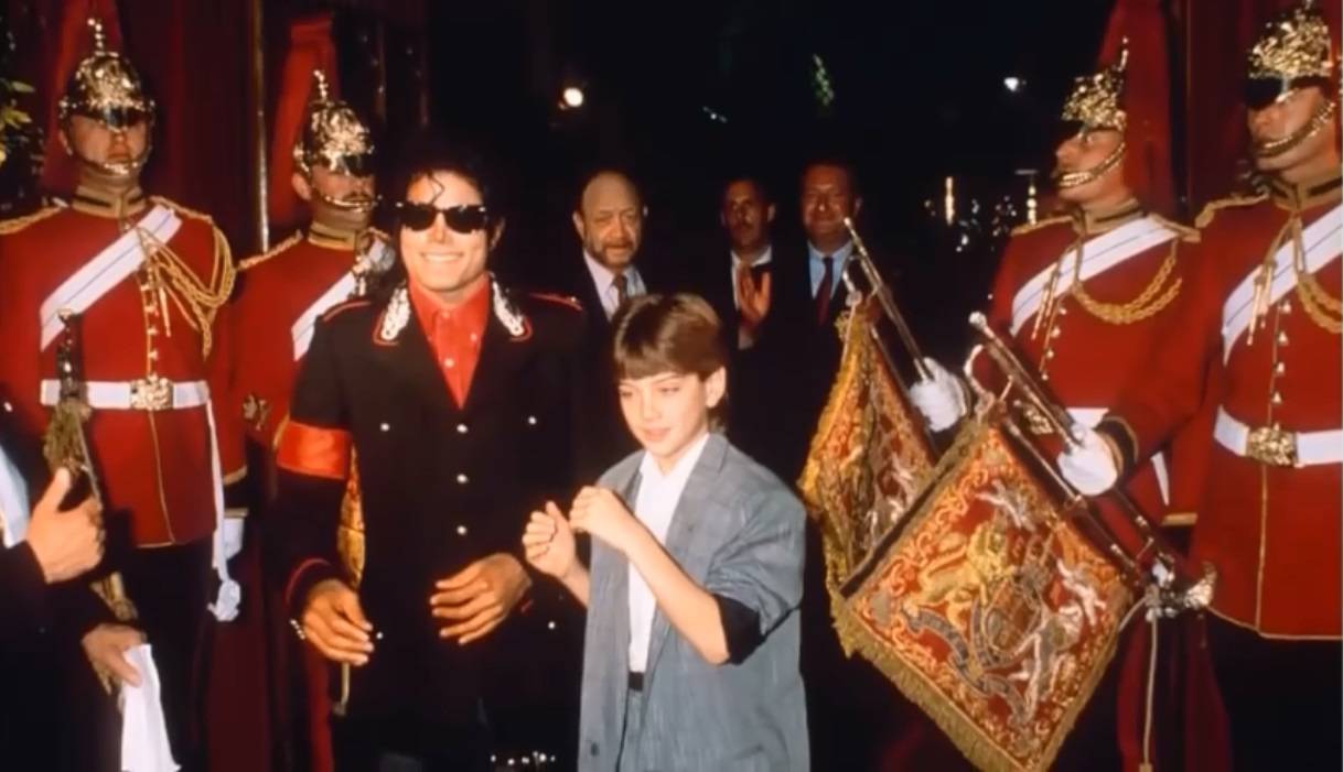 Michaelova obitelj se boji: Kralj popa zlostavljao sina i nećake?