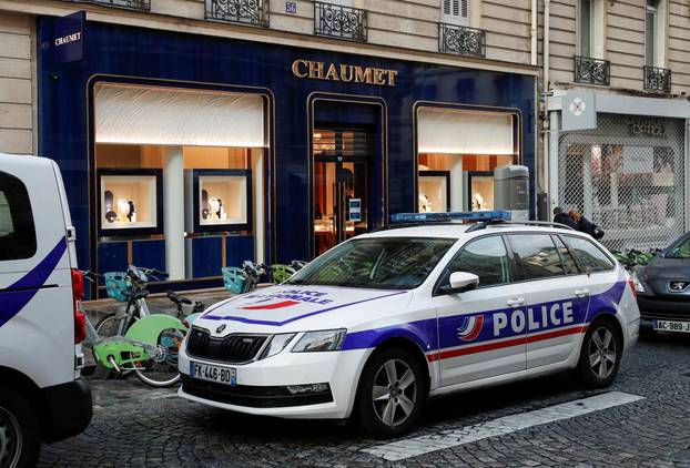 Chaumet jewelry store targeted by a robbery, in Paris