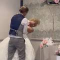 Muž joj zabio tortu u glavu na vjenčanju: 'Ovo je užas! Ja bih se na tvom mjestu razvela'