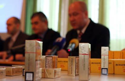 Rijeka: U kontejneru našli čak 19.000 šteka cigareta