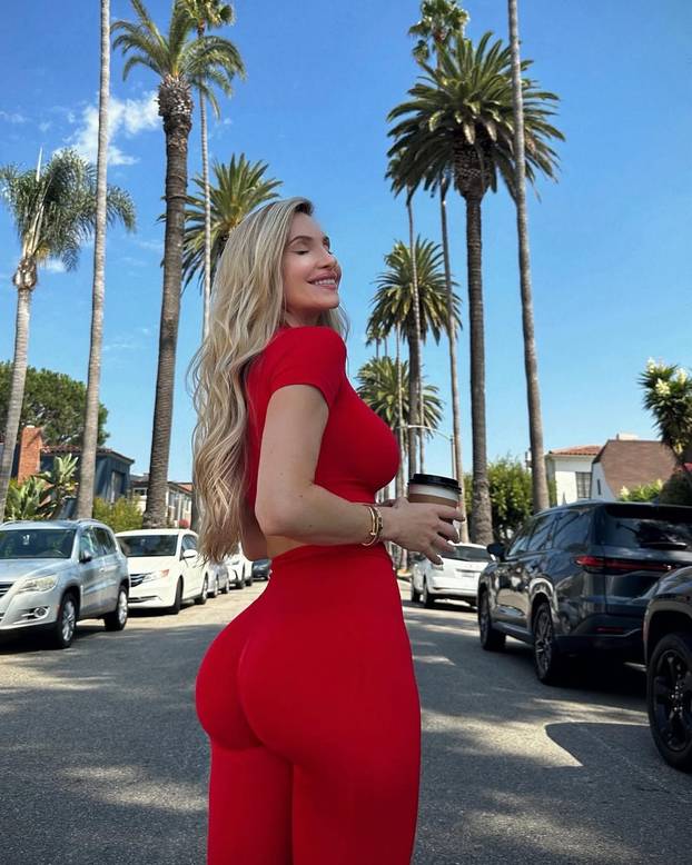 FOTO Ima titulu najbolje stražnjice Instagrama - evo kojom vježbom je to postigla