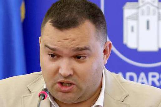 Zadarski politi&ccaron;ar na prosvjedu u Zagrebu: 'Hodaj, komunjaro! Pi*ka vam materina, gazi sve!'