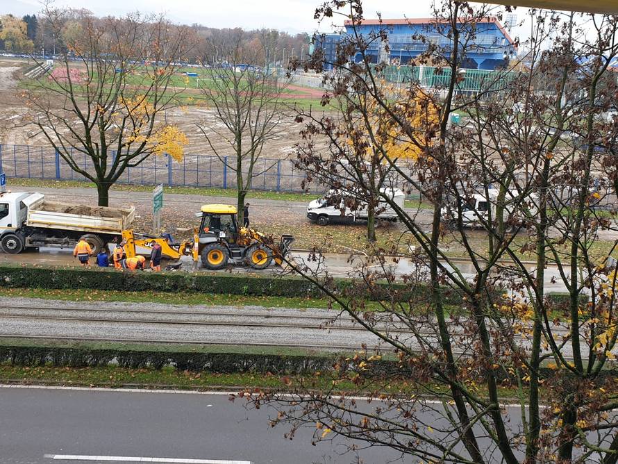 Pukla cijev na Maksimiru: 'Sve je izgledalo kao nova fontanica'