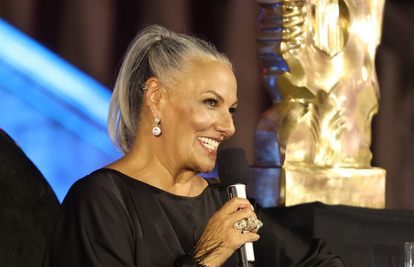 Mirna Berend za 24sata: Dosta su me farbali, sretna sam sijeda