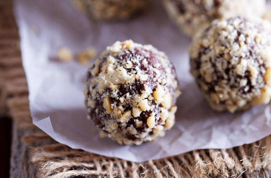 Bez pečenja: Bombice od suhog voća ukusan su i zdrav desert