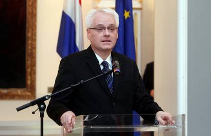 Josipović: Sazvat ću sjednicu Vijeća za nacionalnu sigurnost