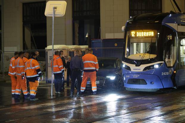 Zagreb: Veliki zastoj tramvaja u Ilici zbog prometne nesreće između automobila i tramvaja