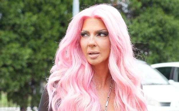 Beograd: Jelena Karleuša dolazi na snimanje emisije 