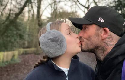 Beckham opet poljubio kćer u usta: 'Ma sad je stvarno dosta!'