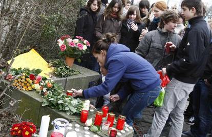 Njemačka: 12 dana nakon pokolja počela je nastava 
