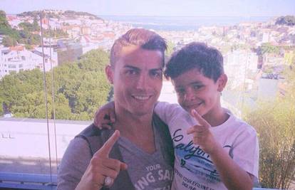 Ronaldov sin više ne pita za mamu: Rekli su mu da je u raju