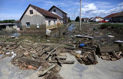 Pomoć za Slavoniju: Žrtvama poplava će podijeliti 12 mil. kn