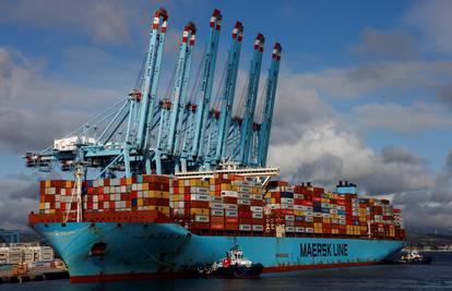 Tankeru Maersk zabranili su pristajanje u Španjolskoj zbog sankcija Rusiji, voze njihov teret