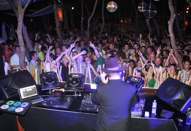 Hvar: Boy George nastupio u no?nom klubu Carpe Diem Beach
