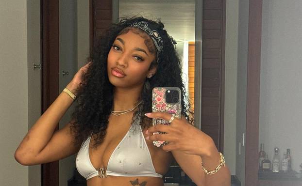 FOTO Dominira u sportu, bori se za prava žena i nosi revije. Ona je definicija košarkaškog anđela