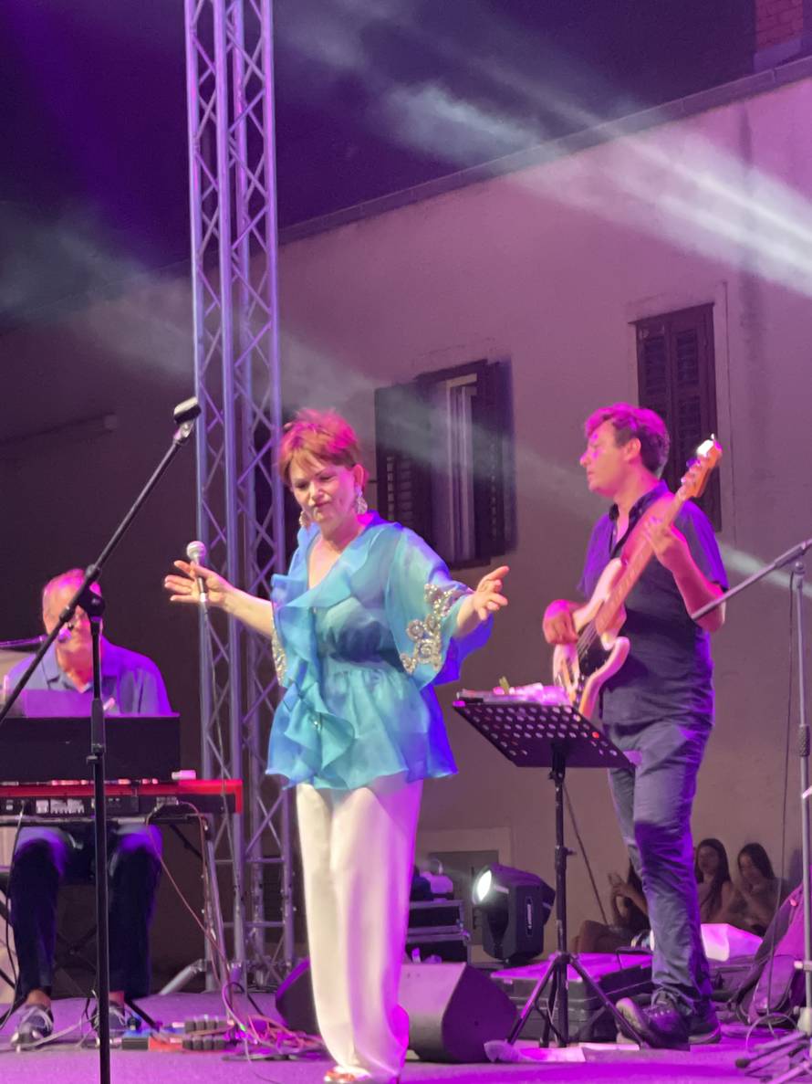 Zorica Kondža: Kod mene nema 'Afrika, paprika'. Biram pjesme koje imaju smisla i u tekstu...